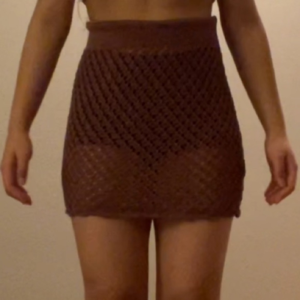 super cute knit skirt
